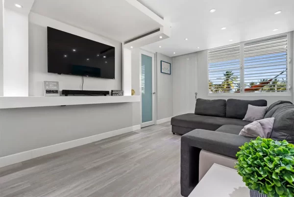 Ocean Breeze (2br)